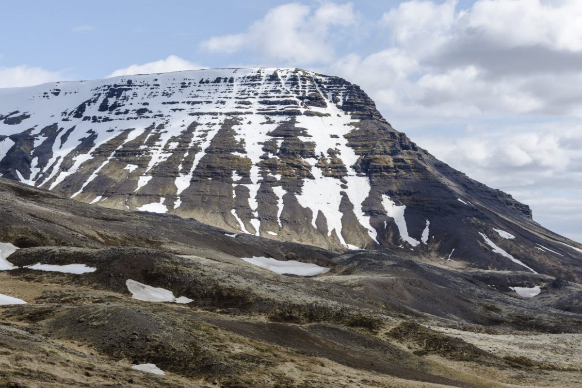 Akrafjall mountain is located nearby the town Akranes