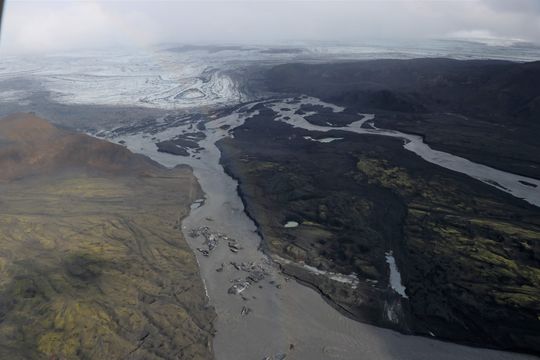 Glacial outburst flood